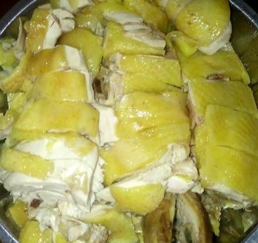 香菇|带妈妈去男友家吃饭，他家做了一桌菜，根本没把我娘家人当回事