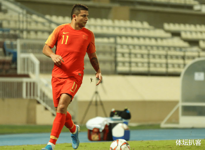 国足■国足再创尴尬纪录！巴西青训贡献2人，未来恐成第一国脚大户！