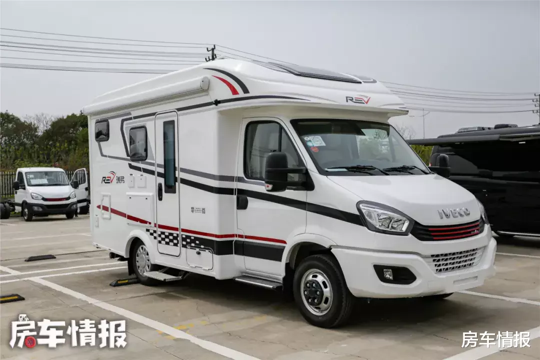 轿车▲瑞弗新款房车上市！车高不到3米拥有多个独有技术，适合一家4口