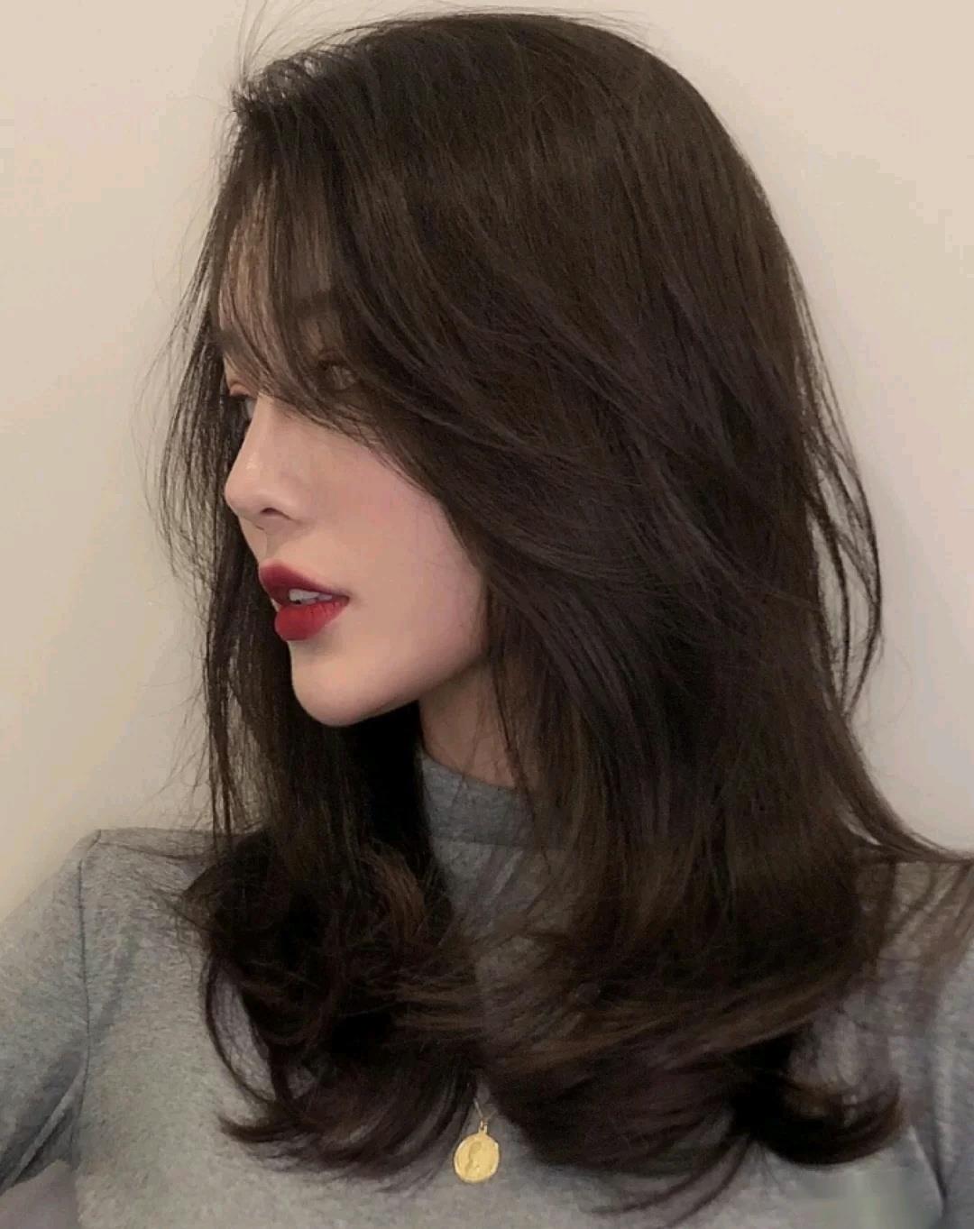 发型|显脸小“发型”排行：初恋头首位，波波头也不错，波浪卷瘦脸气质