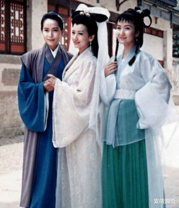 [新白娘子传奇]本以为白娘子中“船夫”是个群演，他的隐藏身份才吓人，失敬失敬