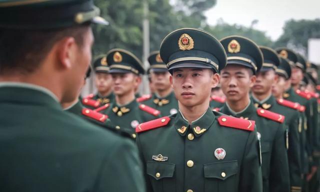 新兵下队一周了，他们过得可好？
