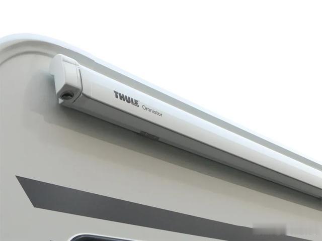 『房车』采用全铝车身的房车见过吗？车高不到3米全家都能玩，性价比挺高