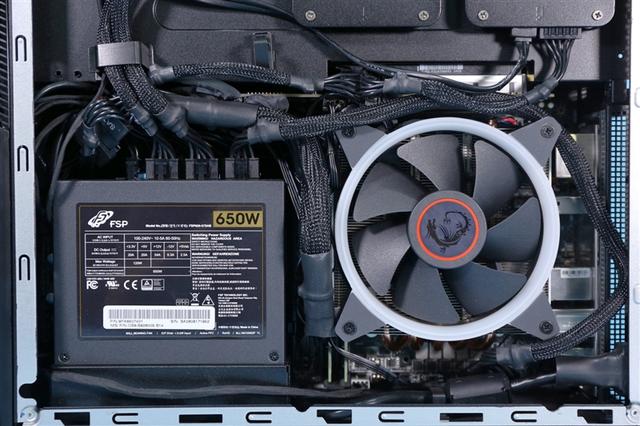 CPU|10L顶配主机散热比全塔还强！微星海皇戟X主机评测