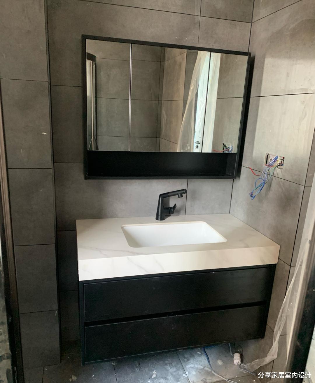 |硬装终于完工，还没收拾干净就很满意，非常期待能早点入住，晒晒