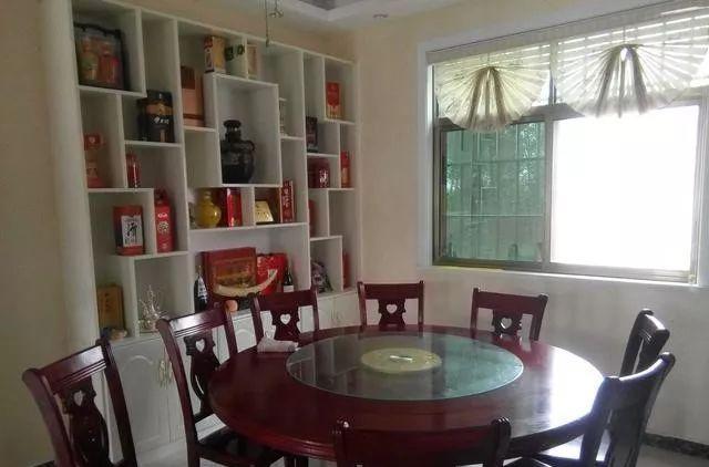 羡慕! 50多万就能建这么棒的别墅, 院子种花草葡萄、养鱼