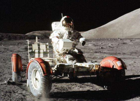 『』冷战时期，苏联曾打算将地球挖穿，为何到了12262米就取消了