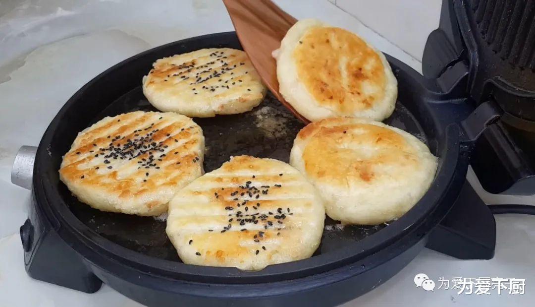 面粉■面粉这样做才好吃，加几勺白糖，外皮焦脆又营养，出锅孩子抢着吃