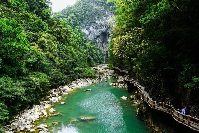 『凯旋门』中国这个地方,被誉为“大自然神力所塑的东方凯旋门”