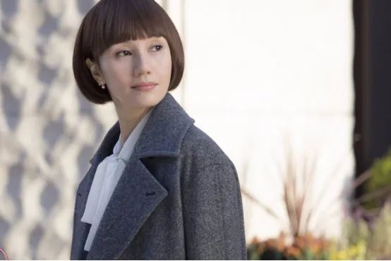 袁泉|袁泉获金鸡最佳女配，现场感谢先生支持，没想到夏雨的狗粮更狠