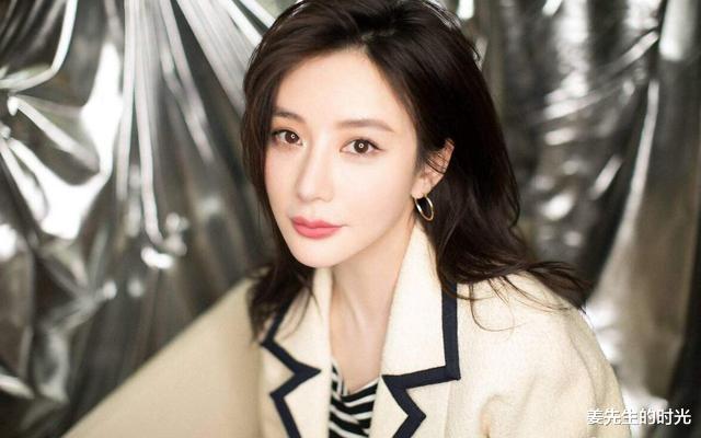 「熊乃瑾」《局中人》口碑扑街，38岁熊乃瑾靠颜值出圈，但她走在危险边缘