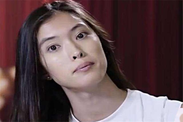 不承认自己是中国人，还妄想回国捞金？网友：哪里来的回哪里去