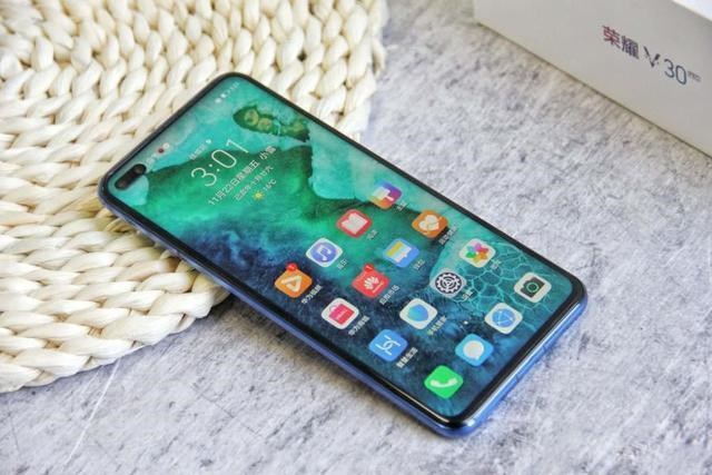 iqoo|3千元值得购买的4部手机，全都是高性价比，最后一部实力最强