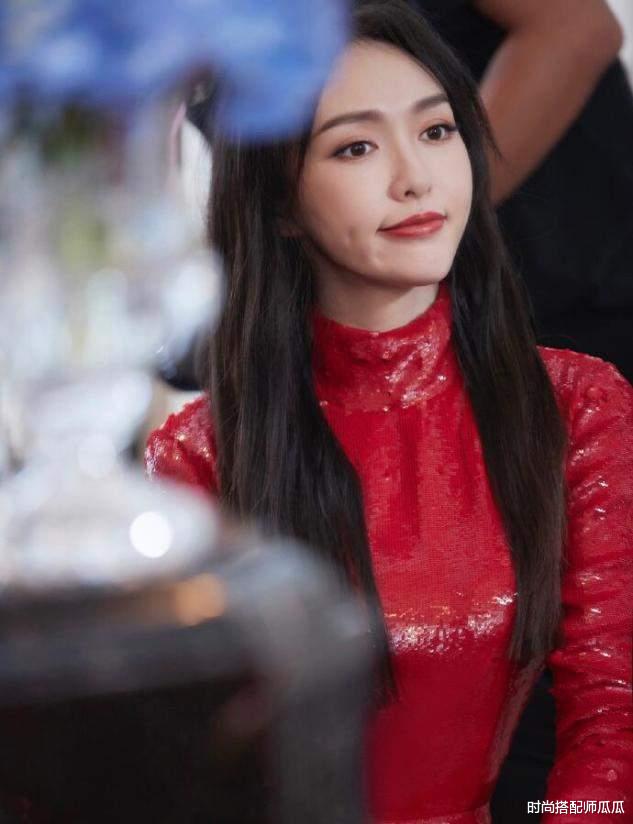 唐嫣|?有种“惊艳”叫长胖的唐嫣，别人以瘦为美，她反而胖回颜值巅峰