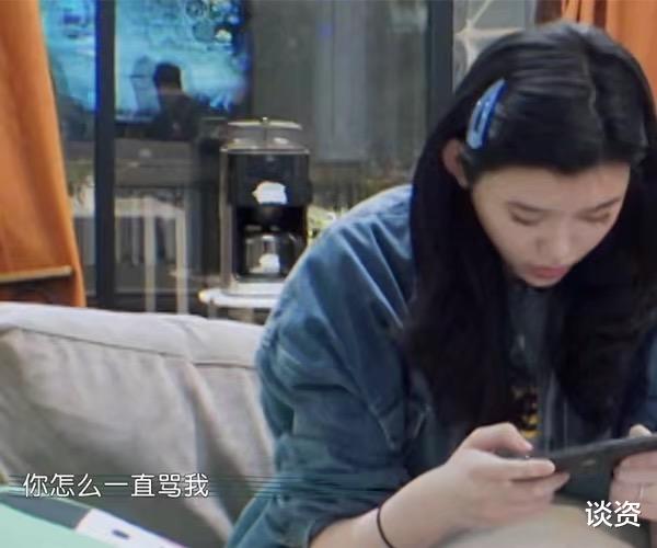 奚梦瑶|奚梦瑶赖床不起突发干呕？被网友猜测又怀上了，豪门媳妇不好当啊