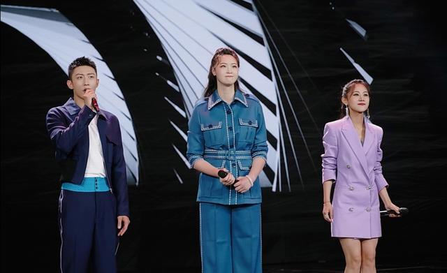 惠若琪@惠若琪和肖战、黄景瑜同框，张常宁和王一博合影！身高差十分明显