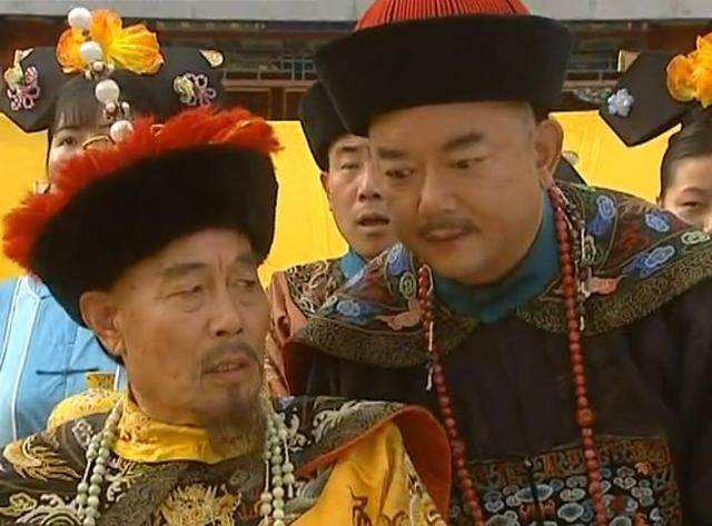 【和珅】乾隆临死前叮嘱儿子，万万别杀和珅，嘉庆就不听，15年后肠子悔青了