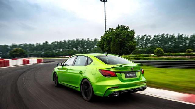 SUV|怎么判断自己的车油耗高不高？记住这个数字，比它低就算省油！