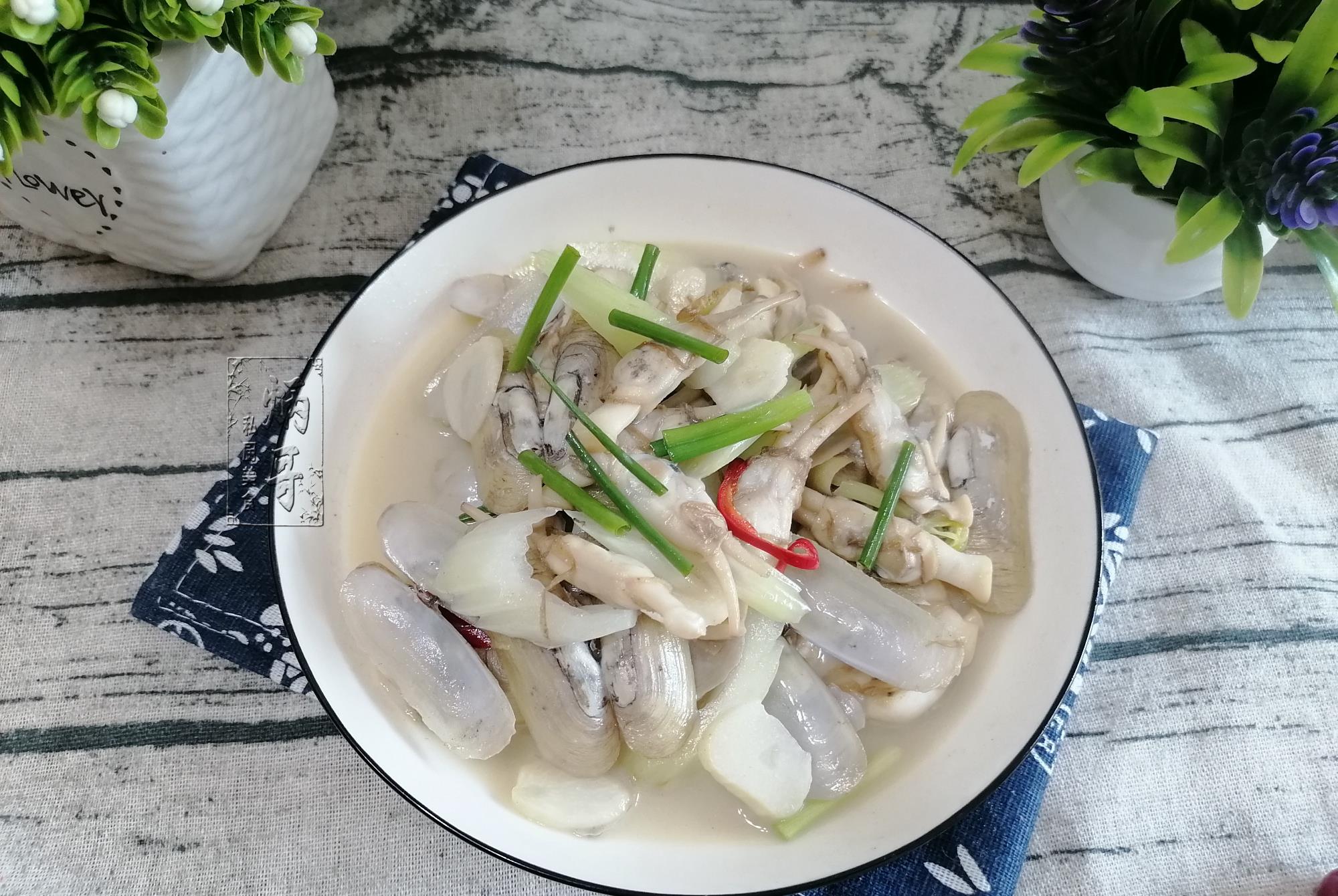 食材|入秋后，最该吃的不是牛羊肉，而是它，8块1斤，比牛羊肉鲜还便宜