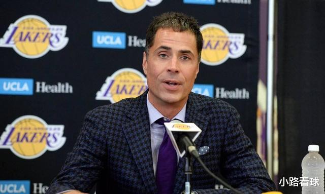 湖人队|29队没戏了？湖人或签回考辛斯，队内3球星成湖人抢考神的关键