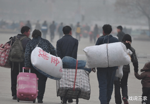 戏说三农 “返乡潮”上演,农民工却声称2021年不再“返工”?不赚钱了吗?
