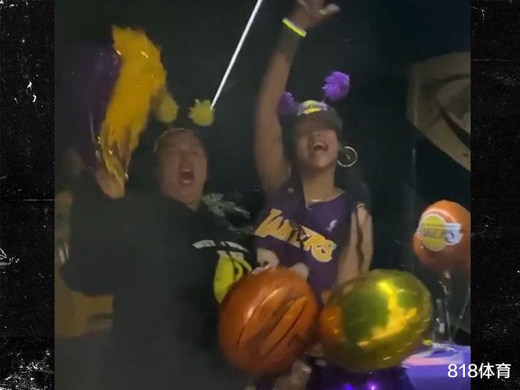 唐艺昕|最爱詹皇! 蕾哈娜为湖人夺冠献唱皇后乐队名曲: 我们是冠军