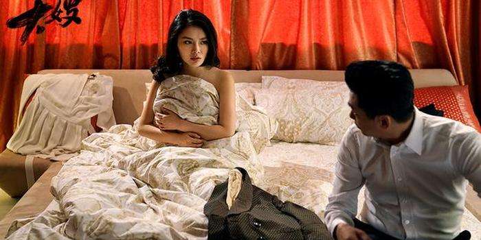 王晶@那个男人又带着烂片来了，各位准备好睡衣睡裤，到电影院睡觉走