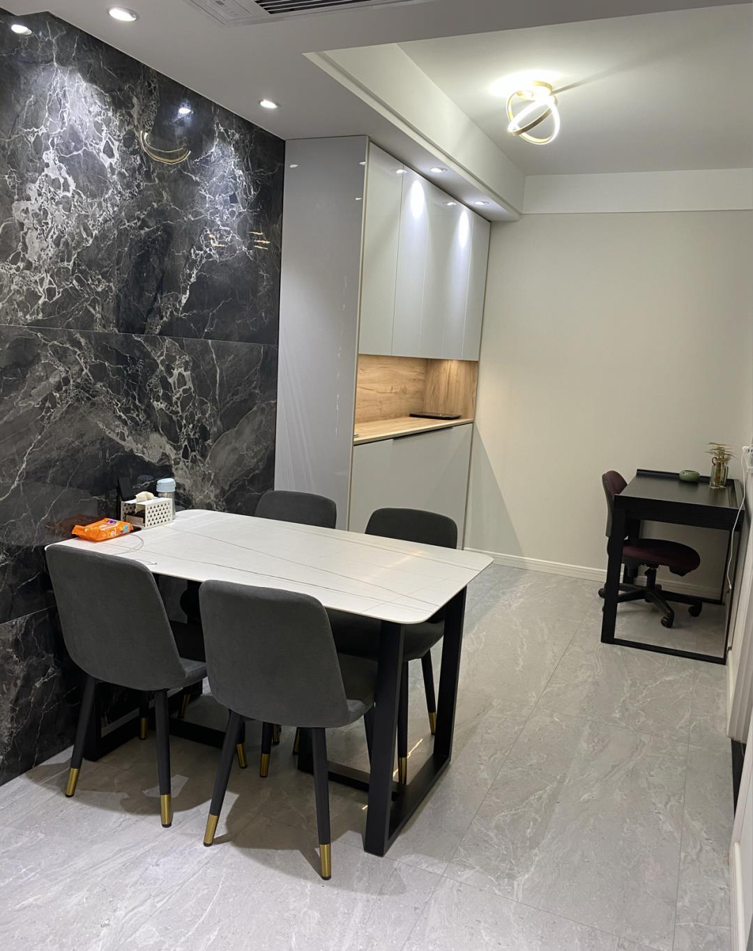 |新房入住两个月，越住越有家的味道，全屋都很满意，儿子特别高兴