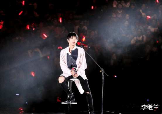 刘宪华@华晨宇唱功好，但他被现在的华语乐坛，带到了不属于他的高度