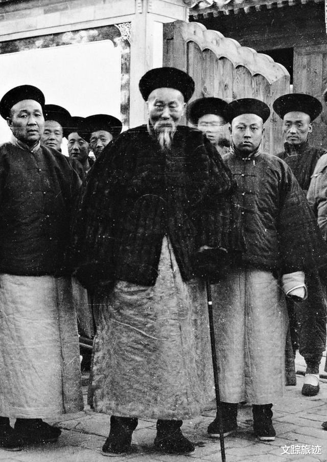 『李鸿章』李鸿章的最高官职，相当于今天的什么职务？