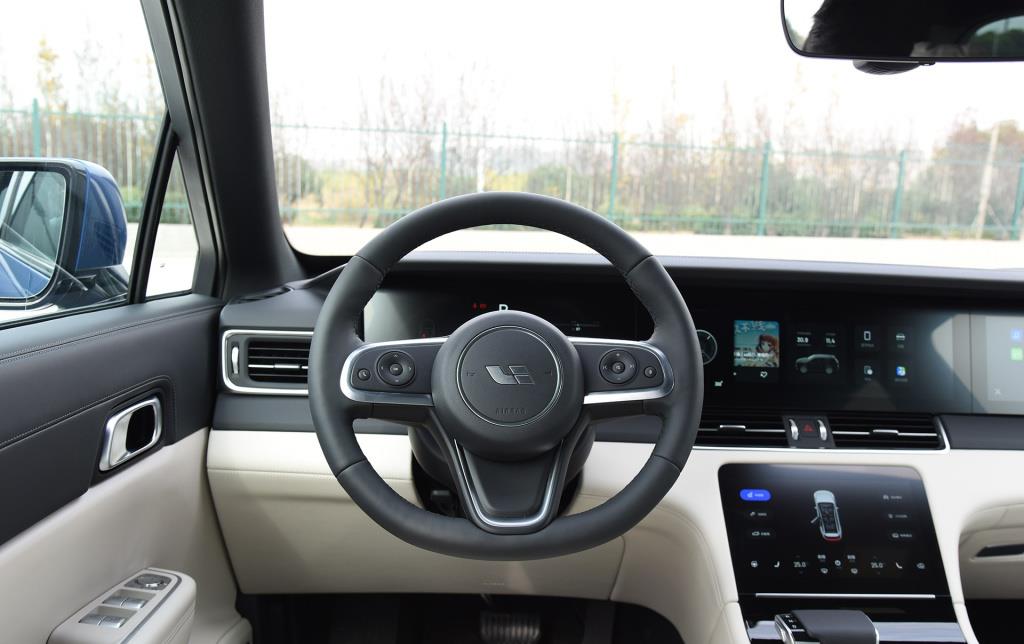 理想one|32.8万提辆理想ONE值不值，刚开500公里，车主就憋了几句话想要说