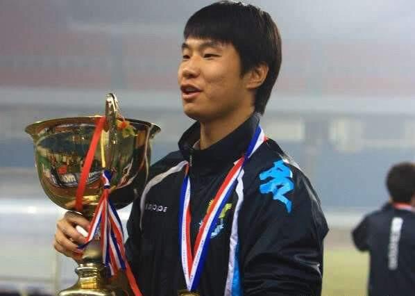 于子千|传奇落幕，大连人35岁老臣正式宣布退役，投身青训助力大连足球