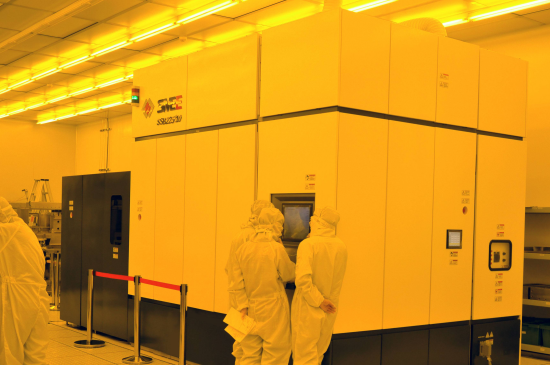 「光刻机」国产光刻机一再突破，从不可能成为可能，给了华为喜讯