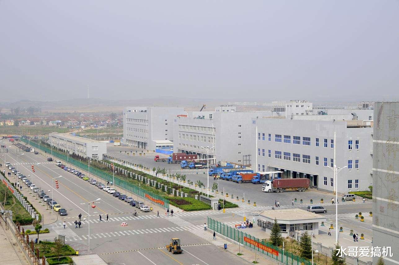 苹果|iPhone不在国内富士康生产：价格变贵员工失业？