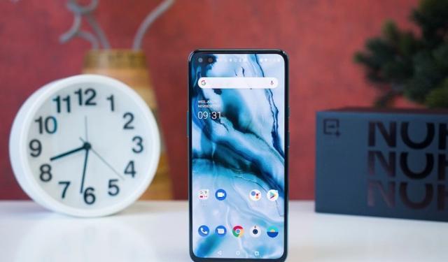 京东方|华为Nova8曝光，国产高刷曲面屏，多屏协同支持鸿蒙系统