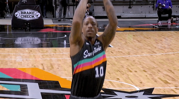 斯蒂芬·庫里|詹眉32分湖人反超，庫茲馬連拿7分+霸氣大帽，施羅德打臉對手