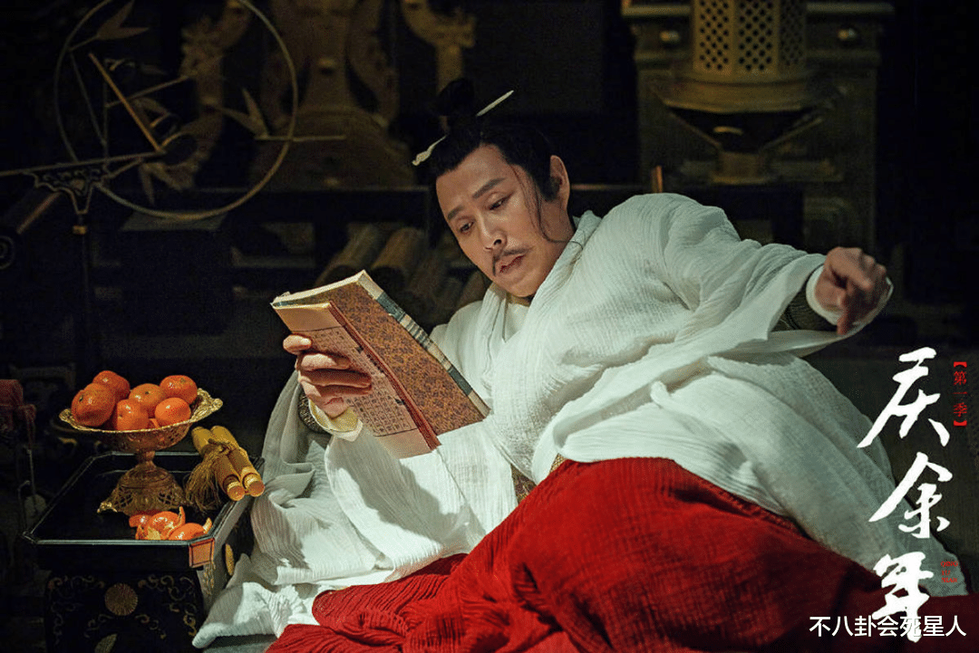 [杨洋]抗疫剧《在一起》官宣！杨洋靳东全员素颜演医生，黄景瑜被导演夸赞