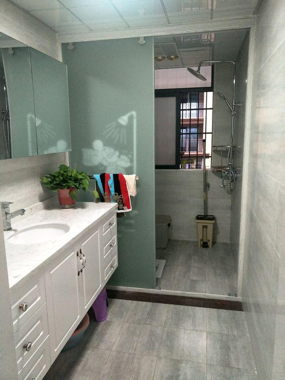 找熟人装修花了18万！完工效果还真不赖，尤其满意客厅部分装修