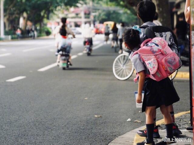 孙俪|孙俪才是“不公平遗传”，好基因都给了儿子等等，女儿却长这样！