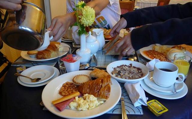 |看完英国人的一日三餐,才明白“美食荒漠”不是白叫的,真没啥吃