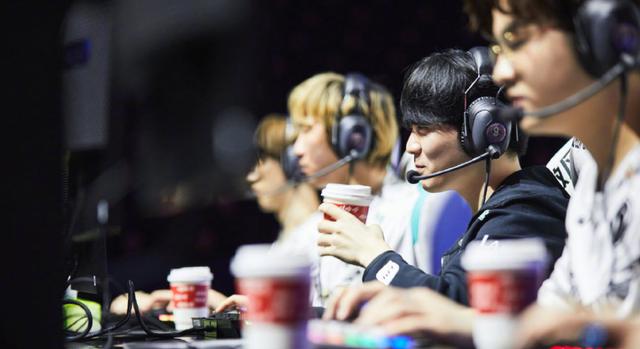 ig|FPX无缘世界赛G2开心坏了！老板发推幸灾乐祸：iG也进不了