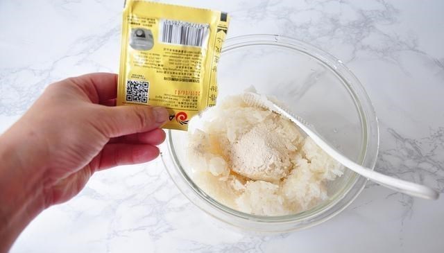 油泼面：五十岁的阿姨每周都要做一罐的甜酒酿，不用泡米不用蒸，简单省事