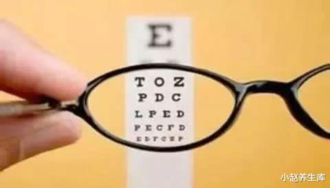 「长寿」血糖高不高，看这4个地方早知道！降血糖：戒掉三习，做好5件事！