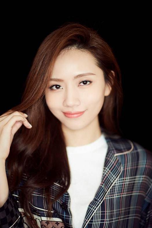 #刘惜君#靠选秀一举成名，却因生病隐退多年，“歌红人不红”的悲惨代表