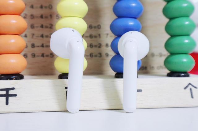 翻译|能录音能翻译，新一代人工智能耳机，科大讯飞iFLYBUDS耳机评测