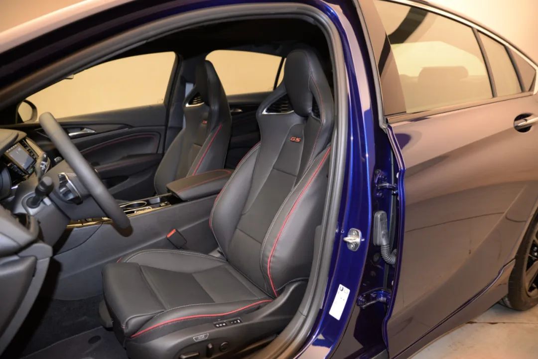 『别克君威』改款新君威，别克硬着头皮推“三缸”？