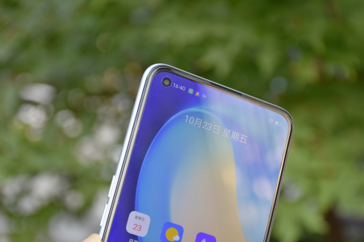 realme|颜值不输工艺品,realme真我 Q2 Pro轻潮灰上手