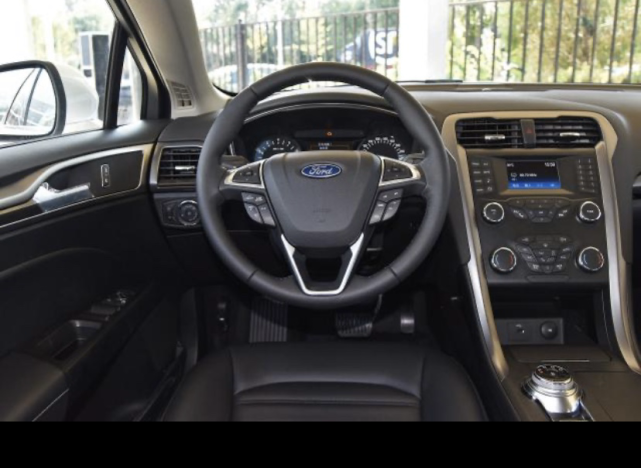 【大众朗逸】全车12个索尼音响，车门关上只剩安静，跌到14.78万迷倒一片