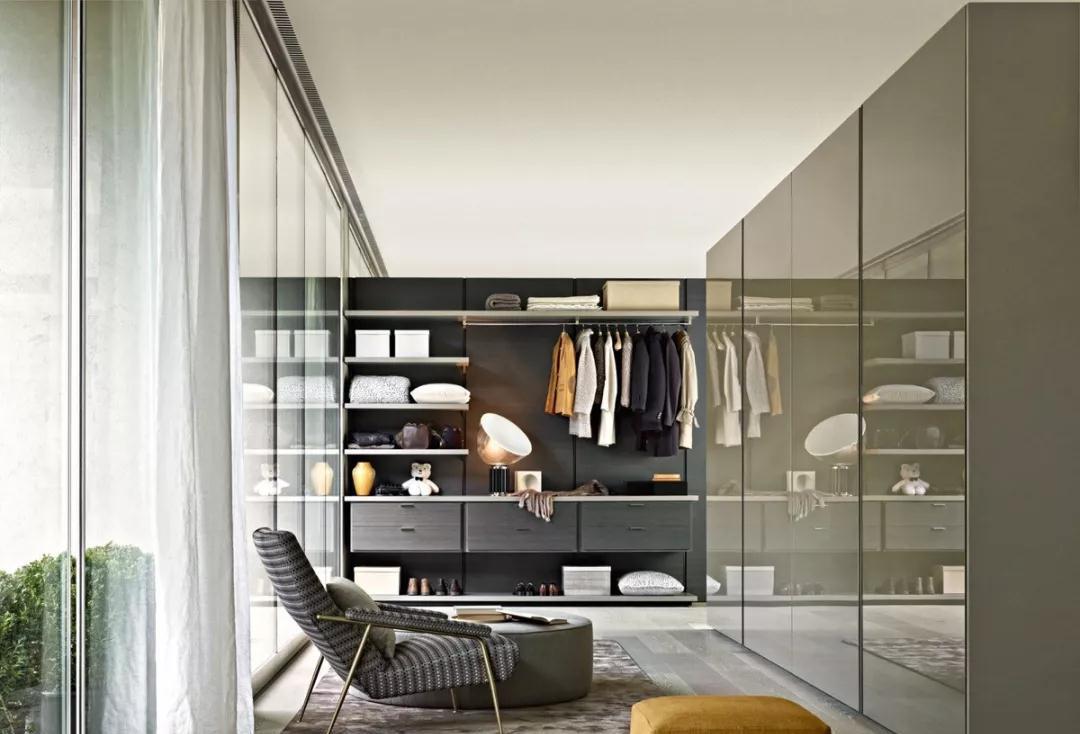 老年小妙招|“好的”衣帽间就该这样设计，时尚好看多变，还有爽翻的收纳空间