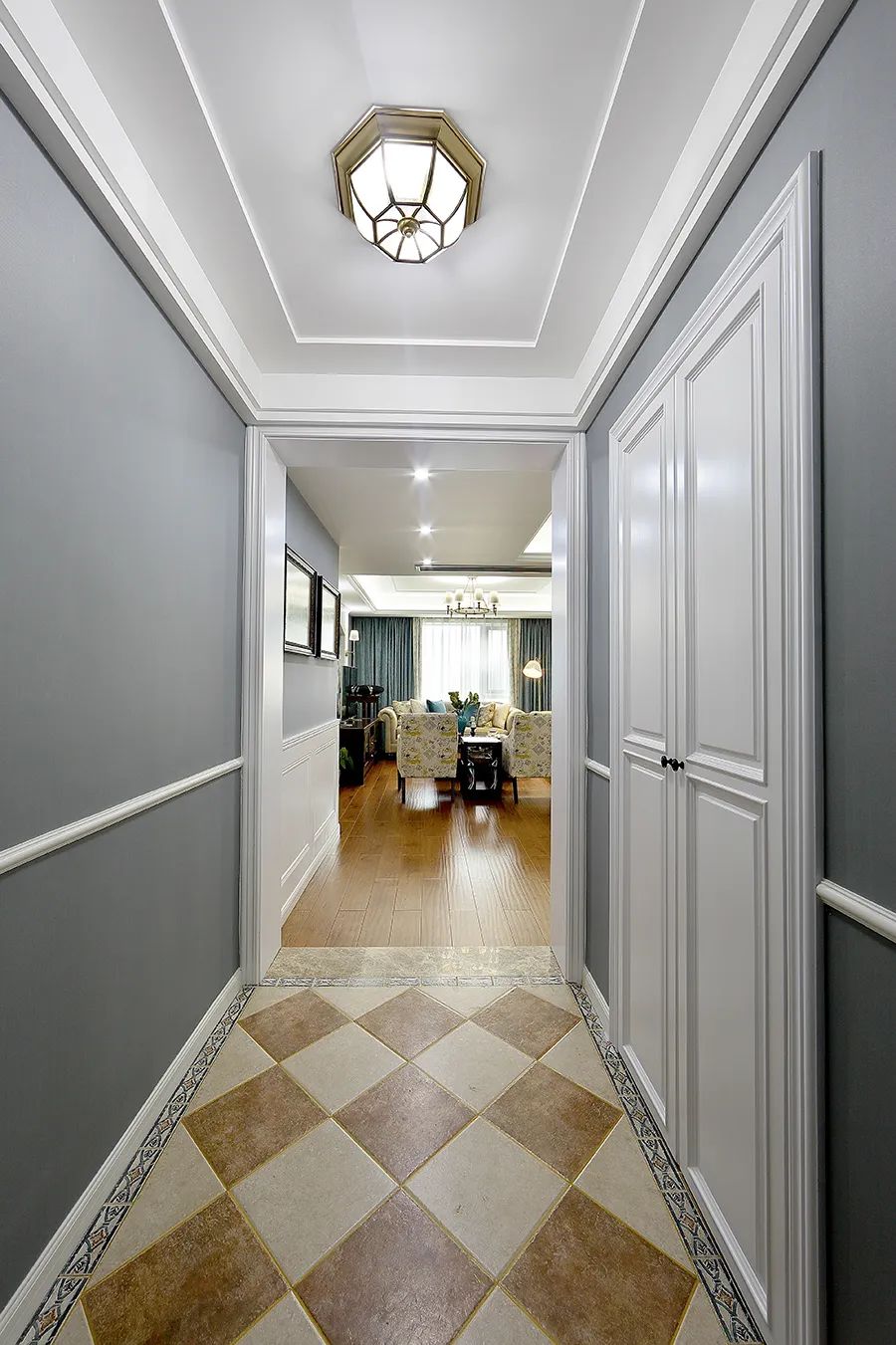 『』8种走廊吊顶造型设计，准备装修的进来，看完再装也不晚！